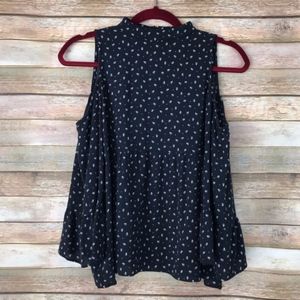American Eagle Cold Shoulder Ruffle Sleeve Top M
